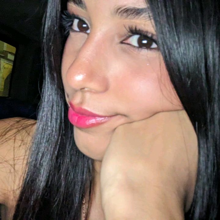 Profile Banner of 🌷Daniela ( Fanfic )🌷